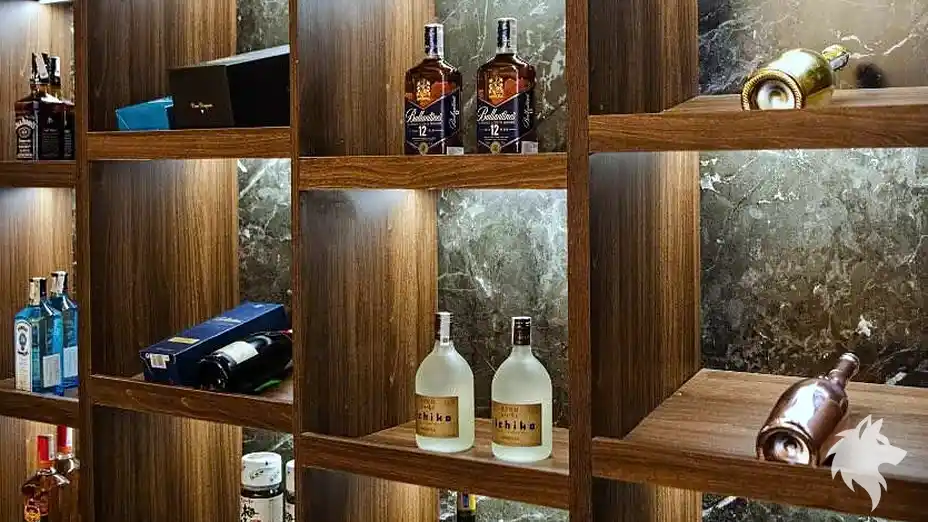 다양한 양주병들