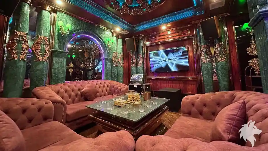 핑크톤 가라오케 객실