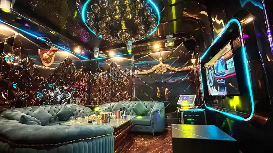 다낭 X8 가라오케 이미지